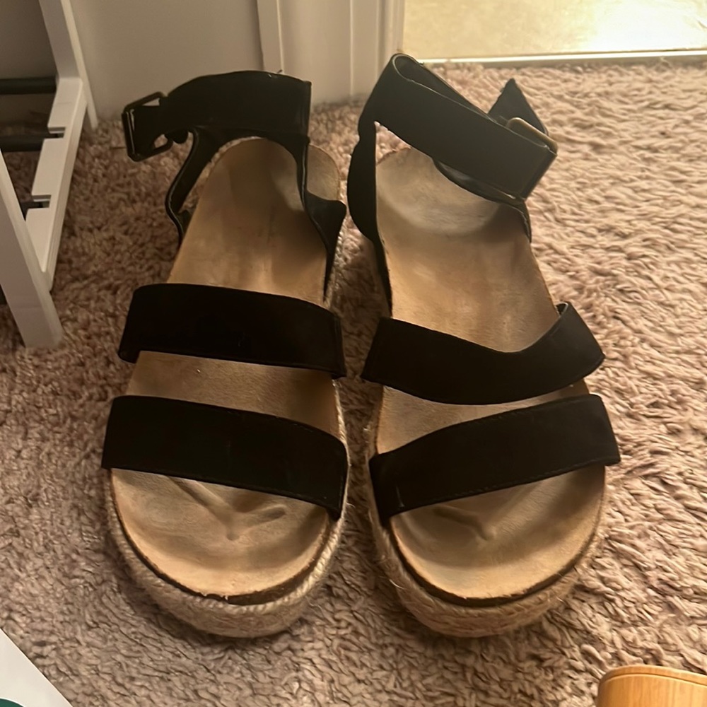 Espadrille platform sandals